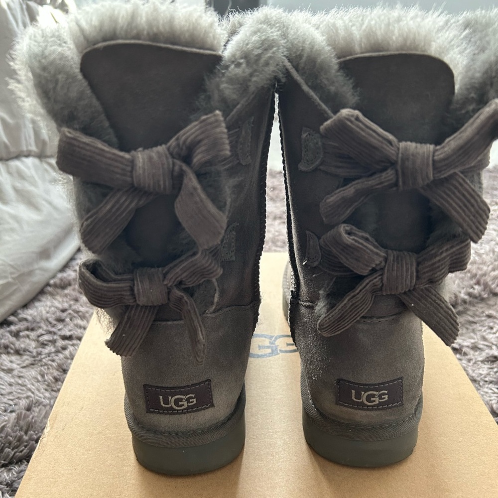 UGG Bailey bow